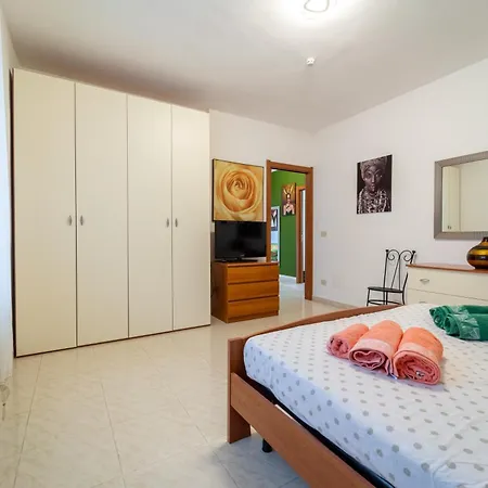 Paradise Apartment